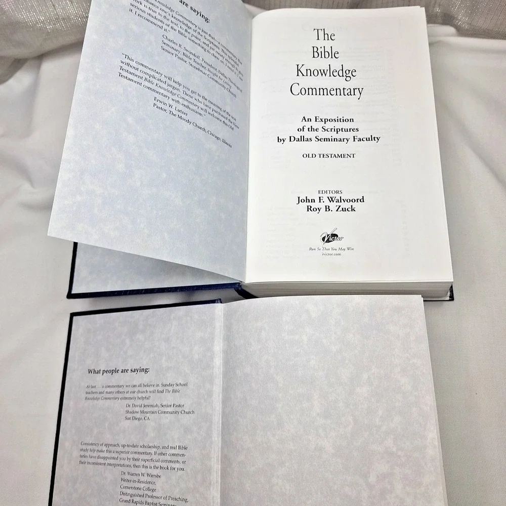 The‎ Bible Knowledge Commentary 2 Volume Set Walvoord Zuck Hardcover Cook 2000